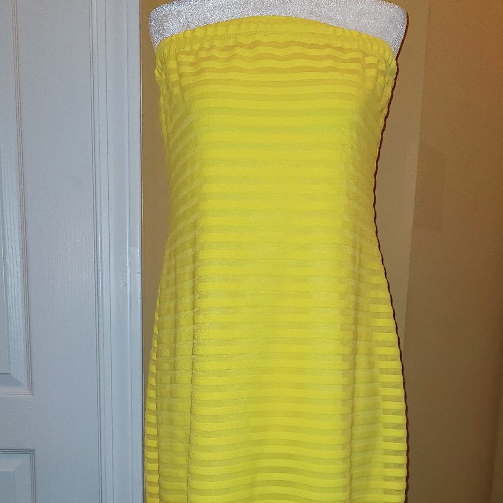 Strapless dress
